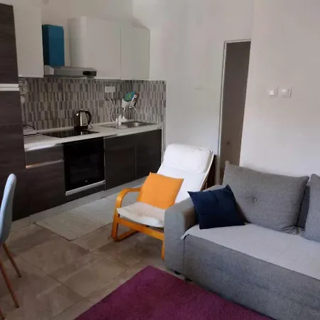 Suite Goldenleaf Villeurbanne Exterior photo
