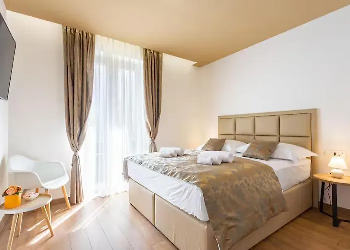 Suite Goldenleaf